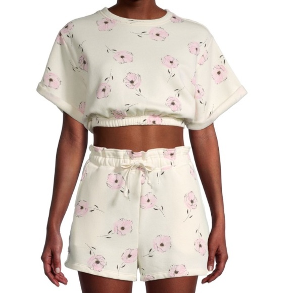 Arizona Jean Company Pants - Arizona Jean Company Floral Top And High Waist Shorts in Pink and Cream Set